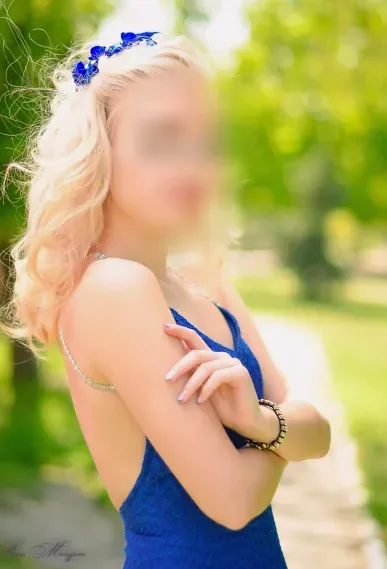 Amina, 32 años