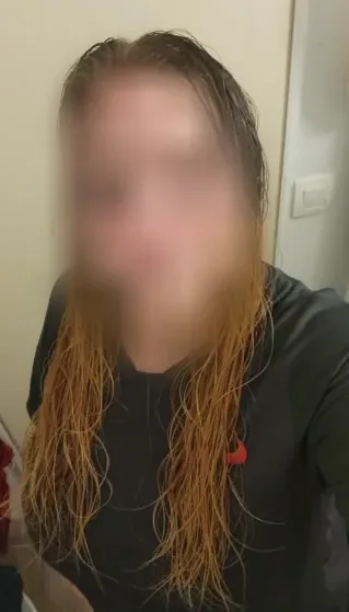Lara, 27 años